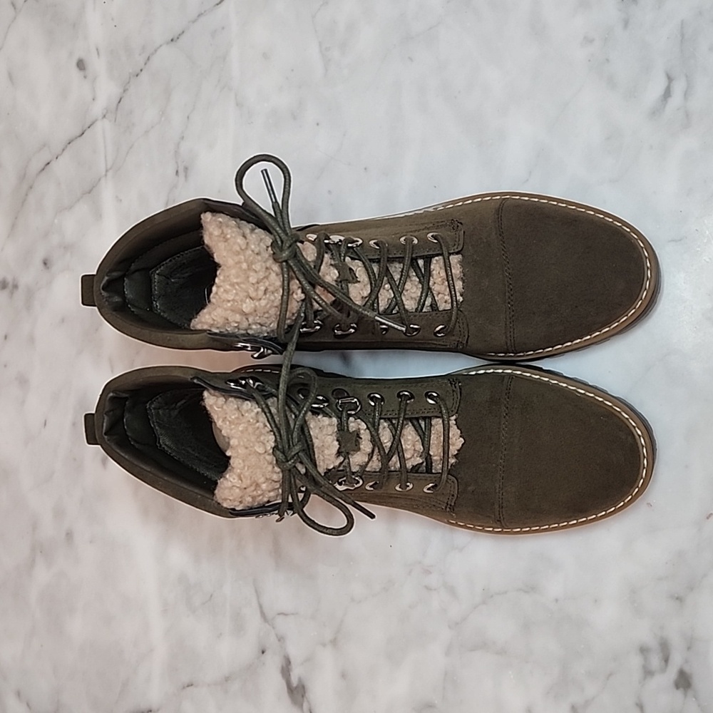 Hicking Style Boot - Picture 3 of 4